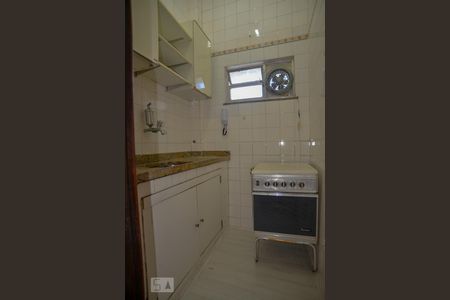 Cozinha de apartamento à venda com 1 quarto, 45m² em Flamengo, Rio de Janeiro