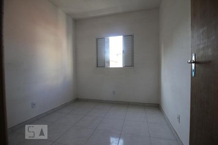 Quarto 2 de casa para alugar com 2 quartos, 80m² em Jardim Monte Kemel, São Paulo