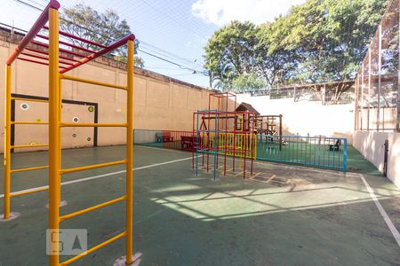 Playground de apartamento para alugar com 2 quartos, 48m² em Cidade das Flores, Osasco