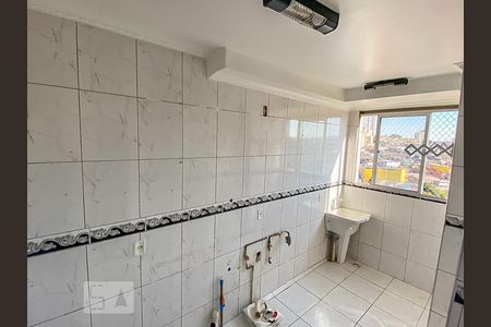 Cozinha de apartamento para alugar com 2 quartos, 48m² em Cidade das Flores, Osasco
