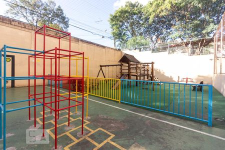 Playground de apartamento para alugar com 2 quartos, 48m² em Cidade das Flores, Osasco