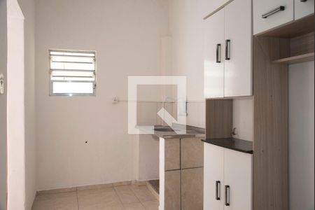 Cozinha de casa de condomínio para alugar com 1 quarto, 35m² em Saúde, São Paulo