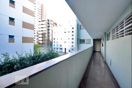 Corredor de apartamento para alugar com 2 quartos, 85m² em Perdizes, São Paulo