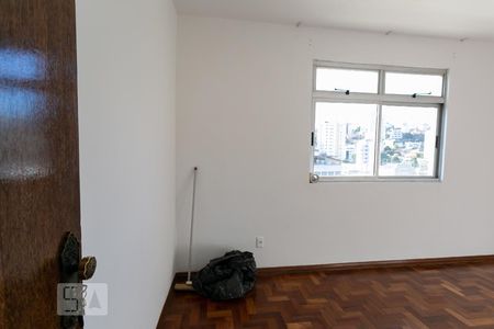 Sala de apartamento à venda com 3 quartos, 70m² em Concórdia, Belo Horizonte