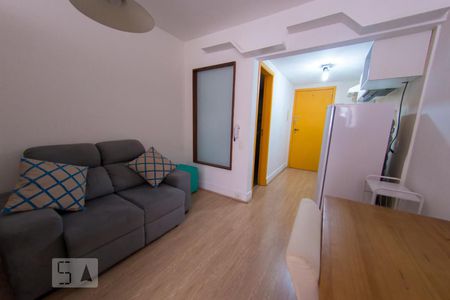 Sala de kitnet/studio para alugar com 1 quarto, 27m² em Cerqueira César, São Paulo