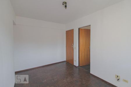 Sala de apartamento para alugar com 1 quarto, 34m² em Centro, Curitiba