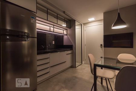 Cozinha de kitnet/studio para alugar com 1 quarto, 39m² em Bela Vista, Porto Alegre