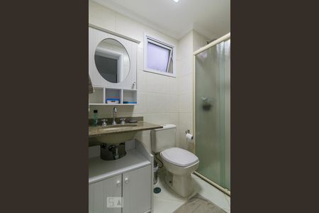 Banheiro da Suite de apartamento para alugar com 3 quartos, 97m² em Centro, Santo André