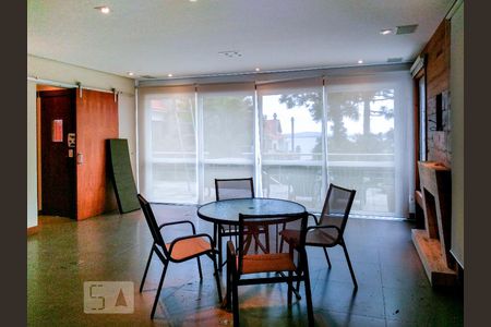 Sala de casa de condomínio à venda com 4 quartos, 398m² em Vila Conceição, Porto Alegre