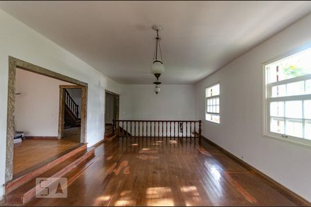 Sala de casa de condomínio à venda com 4 quartos, 450m² em Gávea, Rio de Janeiro