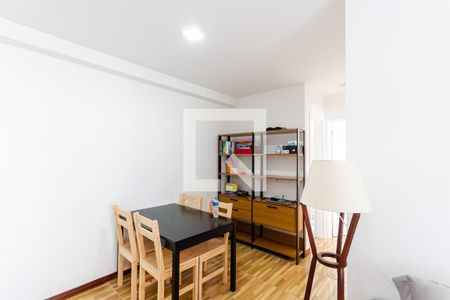 Sala de apartamento à venda com 2 quartos, 59m² em Vila São Pedro, Santo André