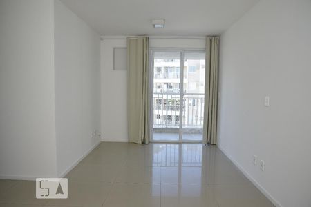 Apartamento para alugar com 3 quartos, 75m² em Jacarepaguá, Rio de Janeiro