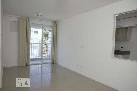 Apartamento para alugar com 3 quartos, 75m² em Jacarepaguá, Rio de Janeiro