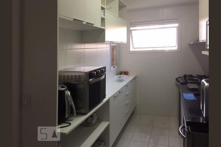 Cozinha de apartamento para alugar com 3 quartos, 107m² em Loteamento Caminhos de São Conrado (sousas), Barueri