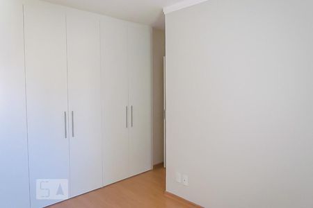 Quarto da suíte de apartamento para alugar com 2 quartos, 70m² em Centro, Campinas