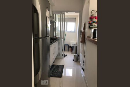 Cozinha de apartamento para alugar com 1 quarto, 49m² em Vila Gertrudes, São Paulo