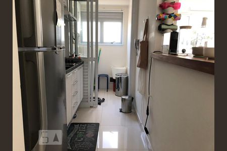 Cozinha de apartamento para alugar com 1 quarto, 49m² em Vila Gertrudes, São Paulo