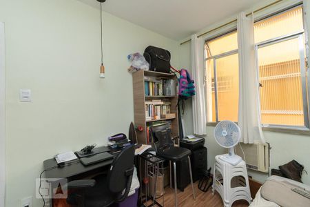 QUARTO 2 de apartamento à venda com 2 quartos, 60m² em Largo do Barradas, Niterói