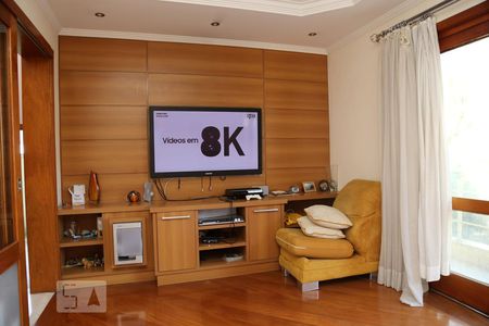 Sala de TV de casa de condomínio à venda com 5 quartos, 430m² em Parque Monte Alegre, Taboão da Serra