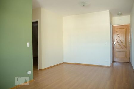 Apartamento à venda com 70m², 2 quartos e 2 vagasSala