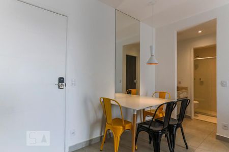 Sala  de apartamento para alugar com 1 quarto, 42m² em Jardim Glória, São Paulo