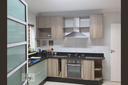 Cozinha de casa à venda com 3 quartos, 145m² em Jardim Ester, São Paulo