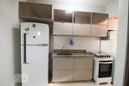 Cozinha de apartamento para alugar com 1 quarto, 50m² em Setor Leste Universitário, Goiânia