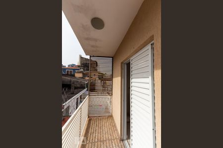 Casa à venda com 280m², 3 quartos e 4 vagas Casa à venda com 280m², 3 quartos e 4 vagasVaranda da suíte 2