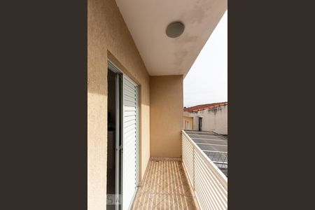 Casa à venda com 280m², 3 quartos e 4 vagas Casa à venda com 280m², 3 quartos e 4 vagasVaranda da suíte 2