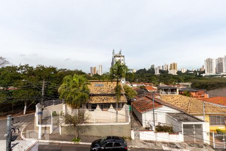 Casa à venda com 280m², 3 quartos e 4 vagas Casa à venda com 280m², 3 quartos e 4 vagasVista da varanda da suíte 1