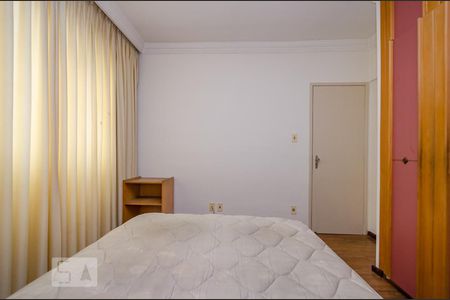 Quarto de apartamento à venda com 1 quarto, 52m² em Lourdes, Belo Horizonte