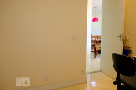 Quarto 1 de apartamento para alugar com 2 quartos, 52m² em Vila Paranaguá, São Paulo