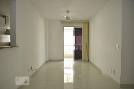 Apartamento à venda com 150m², 2 quartos e 2 vagasSala