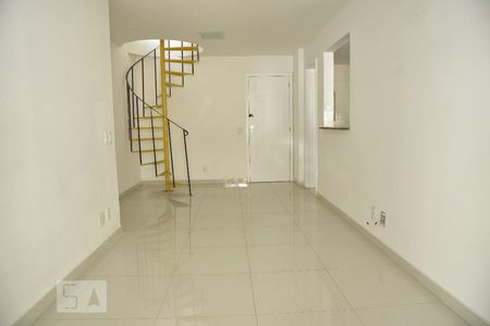 Apartamento à venda com 150m², 2 quartos e 2 vagasSala