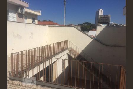 Terraço  de casa à venda com 4 quartos, 253m² em Vila Canero, São Paulo