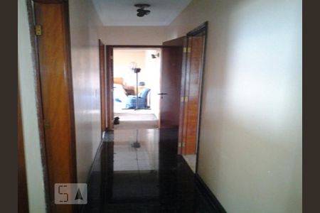 Corredor de apartamento à venda com 3 quartos, 120m² em Jardim Primavera (zona Norte), São Paulo