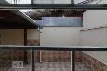 Vista do Quarto 2 de casa para alugar com 2 quartos, 75m² em Conjunto Residencial Jardim Canaã, São Paulo