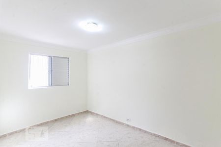 Quarto 2 de casa para alugar com 2 quartos, 75m² em Conjunto Residencial Jardim Canaã, São Paulo