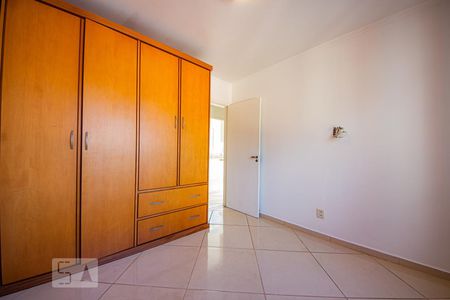Quarto 1 de apartamento à venda com 2 quartos, 70m² em Jardim do Salso, Porto Alegre