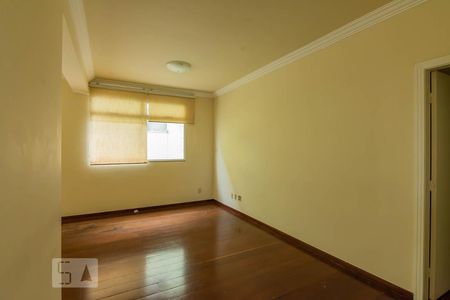 Sala 2 de apartamento à venda com 4 quartos, 140m² em Santo Antônio, Belo Horizonte