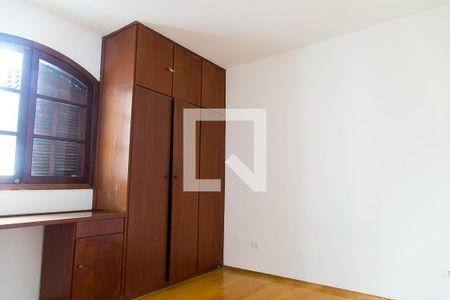 Quarto 2 de casa para alugar com 2 quartos, 50m² em Parque Imperial, São Paulo