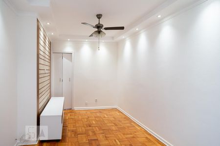 Sala de apartamento à venda com 3 quartos, 72m² em Santo Amaro, São Paulo
