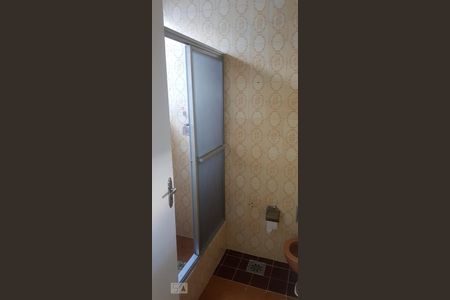 Banheiro de apartamento para alugar com 2 quartos, 42m² em Estácio, Rio de Janeiro
