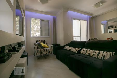 Sala de TV de apartamento para alugar com 2 quartos, 69m² em Jardim Santa Genebra, Campinas
