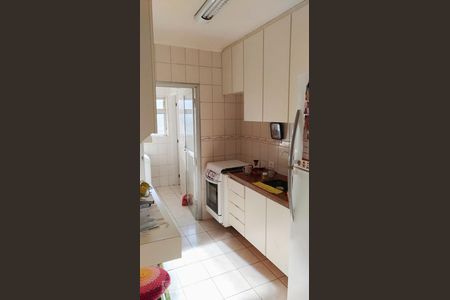 COZINHA de apartamento à venda com 3 quartos, 70m² em Jardim Santa Inês, São Paulo