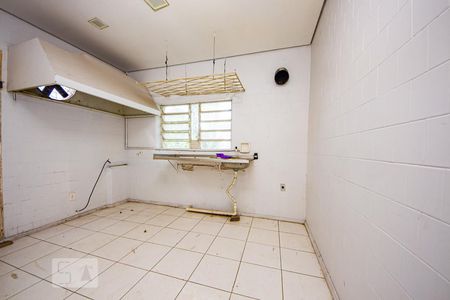 Cozinha  de casa à venda com 3 quartos, 102m² em Rio Branco, Porto Alegre