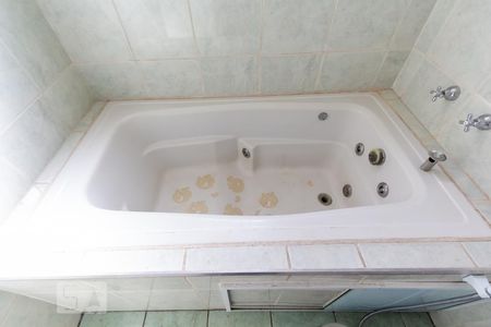 Banheiro da suíte de apartamento para alugar com 4 quartos, 90m² em Jardim Colombo, São Paulo