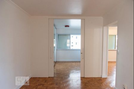 Sala de apartamento para alugar com 2 quartos, 67m² em Paraíso, São Paulo