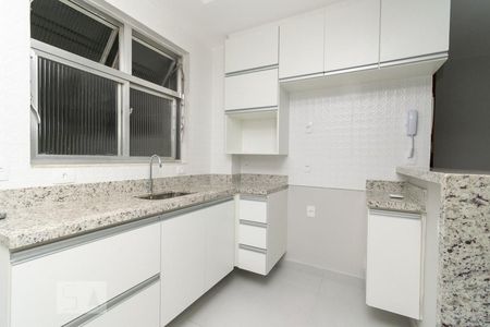 COZINHA de apartamento à venda com 1 quarto, 45m² em Ingá, Niterói