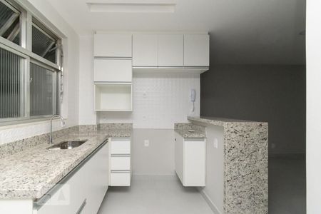 COZINHA de apartamento à venda com 1 quarto, 45m² em Ingá, Niterói